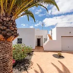 Casa Yukka With Heated Pool Villa Lajares