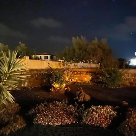 Casa Yukka With Heated Pool Vila Lajares