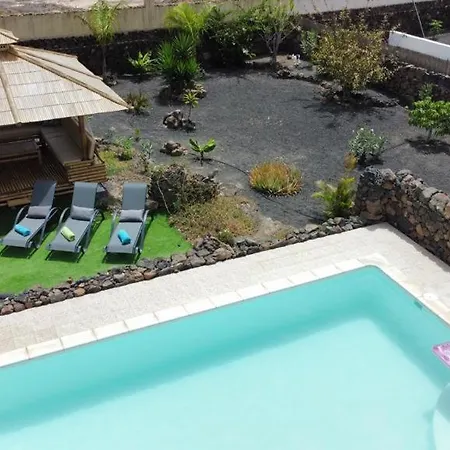 Vila Casa Yukka With Heated Pool Lajares