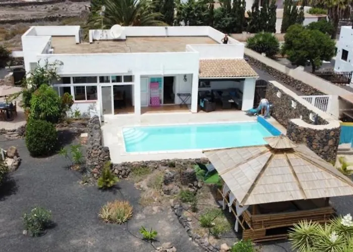 Villa Casa Yukka With Heated Pool Lajares